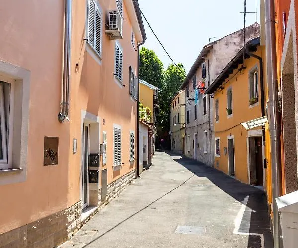 Sunny Old Town Appartement *