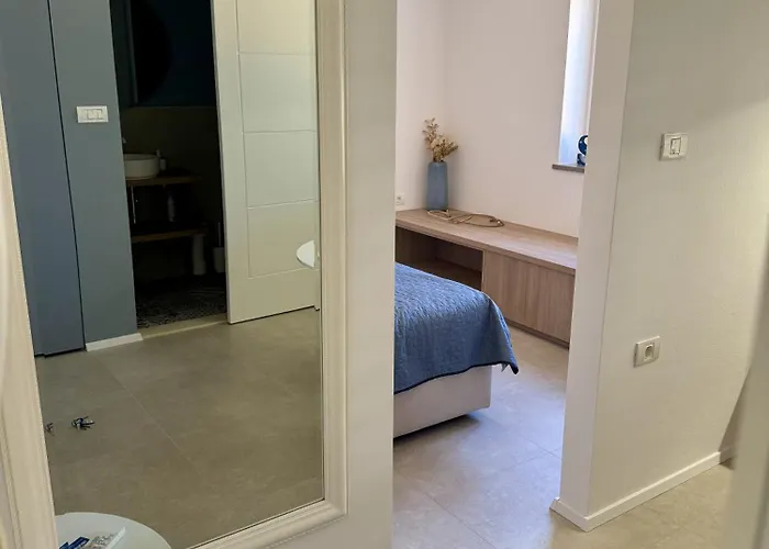 Sunny Old Town Appartement